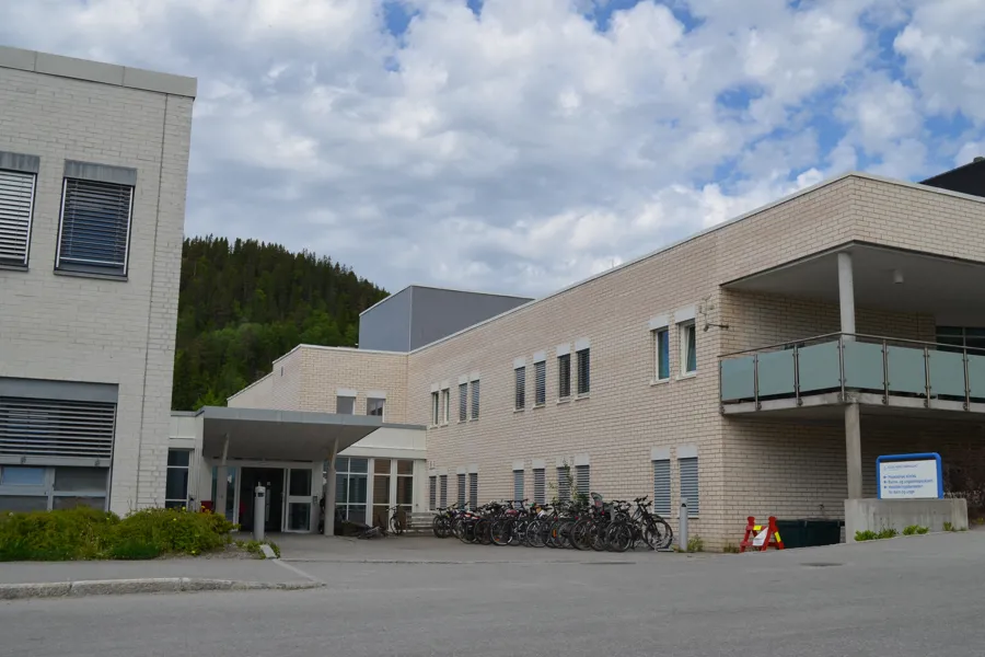 Inngangsparti til Klinikk for Psykisk helsevern og rus på Sykehuset Namsos. Foto.